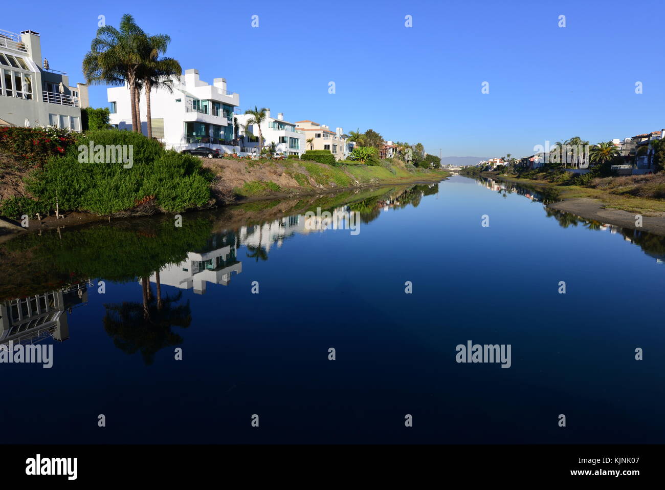 The houses at the Venice Beach Canals Stock Photo Alamy
