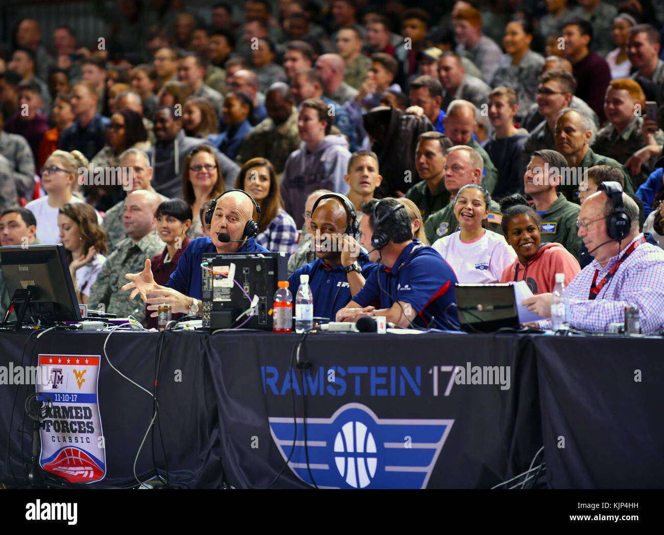 espn-broadcasters-and-analysts-commentate-during-the-2017-espn-armed