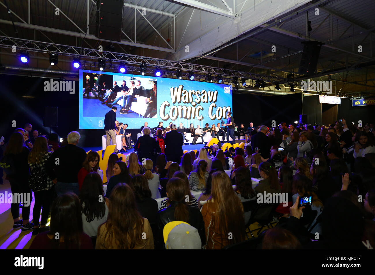 Poland, Nadarzyn, November 24th, 2017: Poland: Pamela Anderson, Holland Roden, Afshan Azad visits second Warsaw Comic Con. ©Madeleine Ratz/Alamy Live News Stock Photo