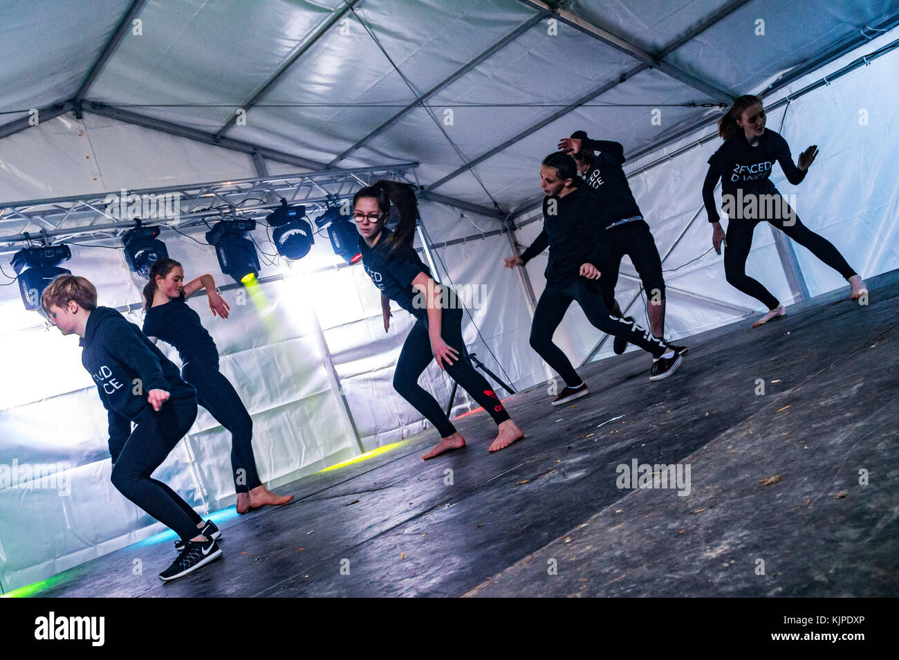 LEOMINSTER NOVEMBER 25 The "2 Faced Dance" group entertain crowds