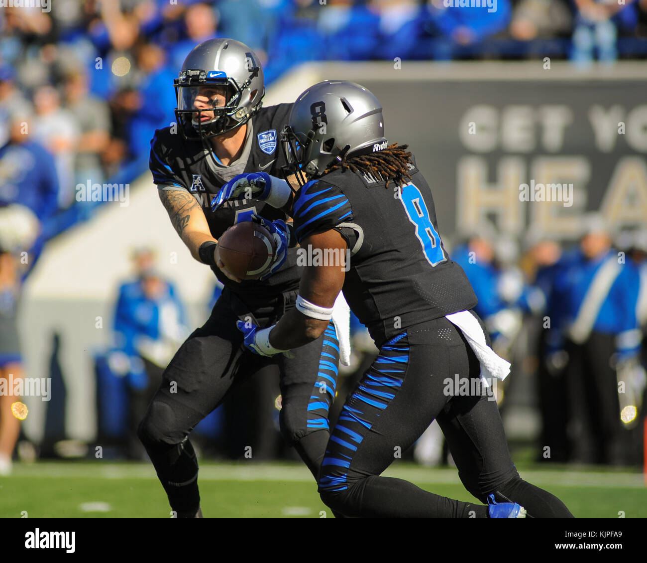 Um riley ferguson hi-res stock photography and images - Alamy