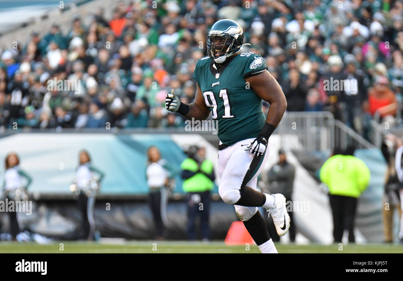 Philadelphia, Pennsylvania, USA. 26th Nov, 2017. Fletcher Cox (91) of