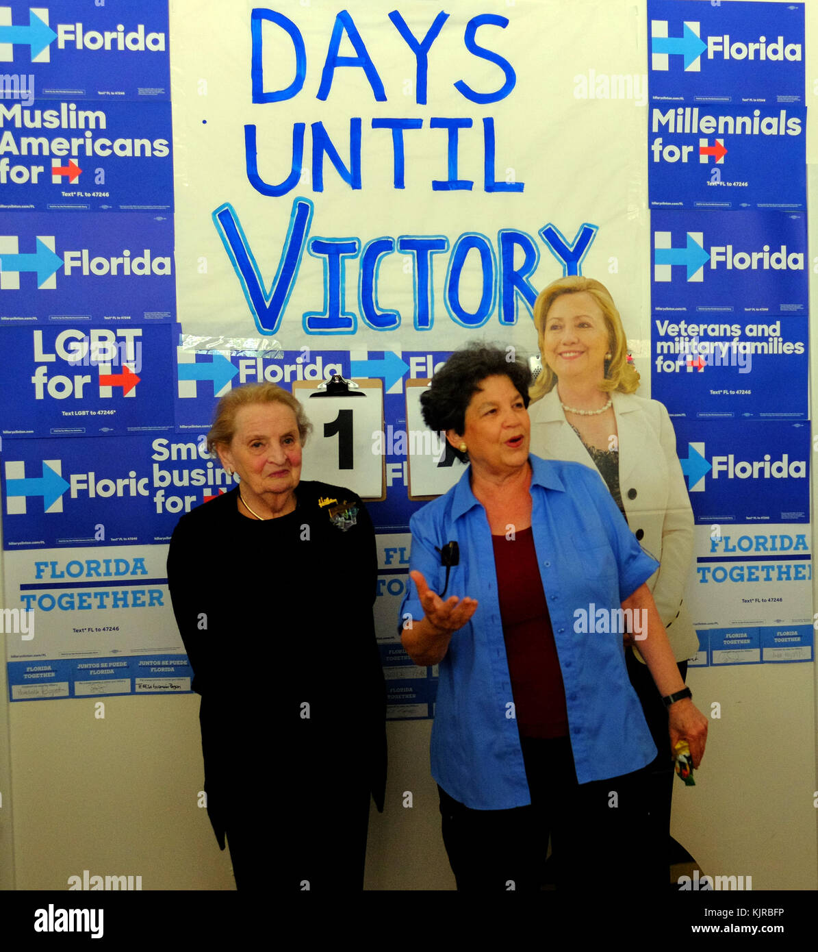 Madeleine jana korbel albright hi-res stock photography and images - Alamy Madeleine jana korbel albright hi-res stock photography and images - Alamy