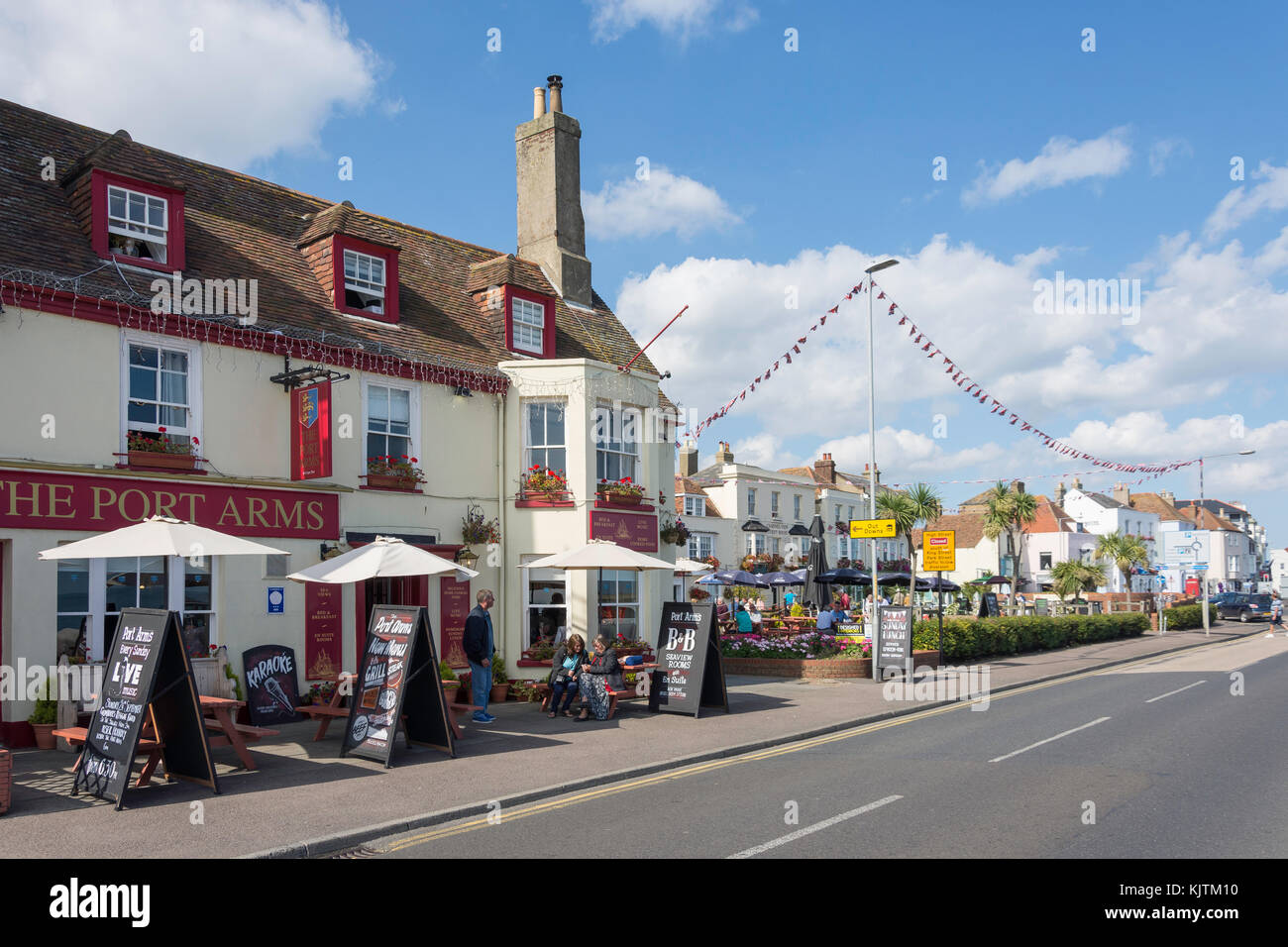 The Port Arms Pub, Beach Street, Deal, Kent, England, United Kingdom Stock Photo