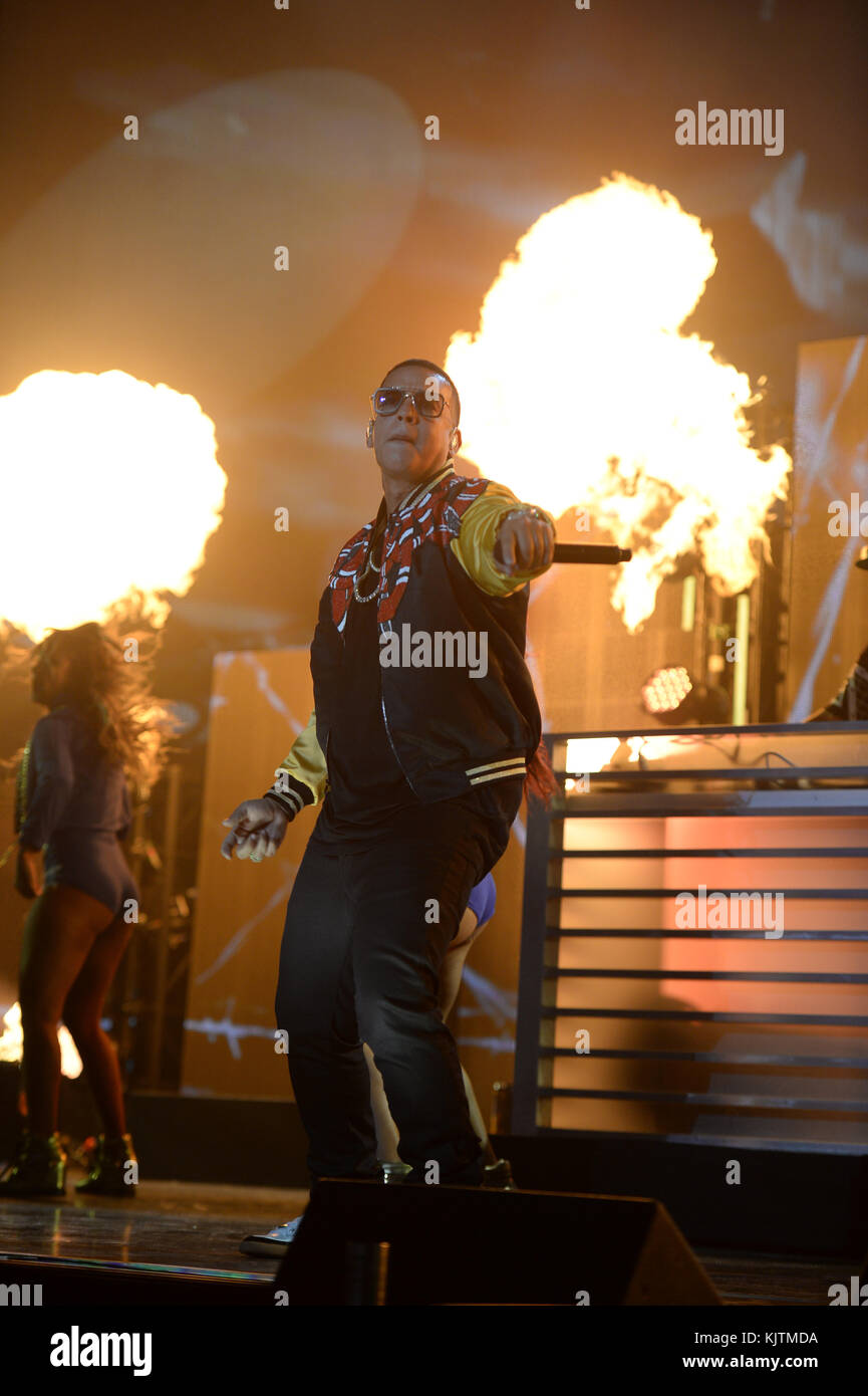 Daddy Concert MIAMI, FL - NOVEMBER 05: Daddy Yankee performs on stage at iHeartRadio ...