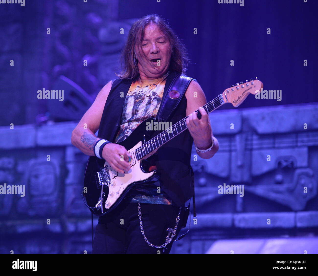 Dave murray hi-res stock photography and images - Alamy