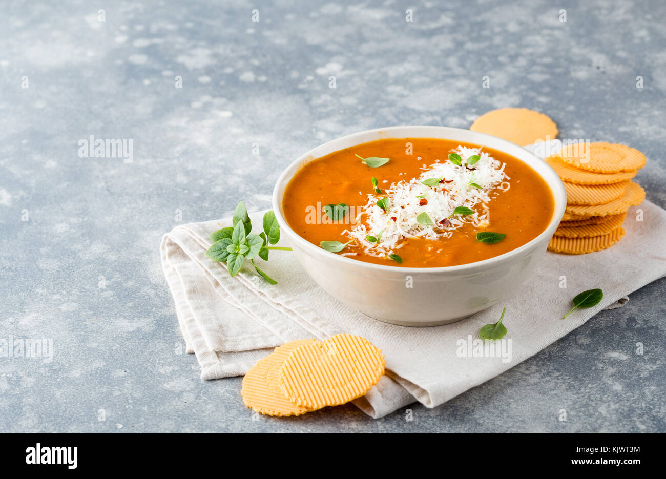 Nutritiuos creamy vegetable soup with healthy crackers Stock Photo Alamy