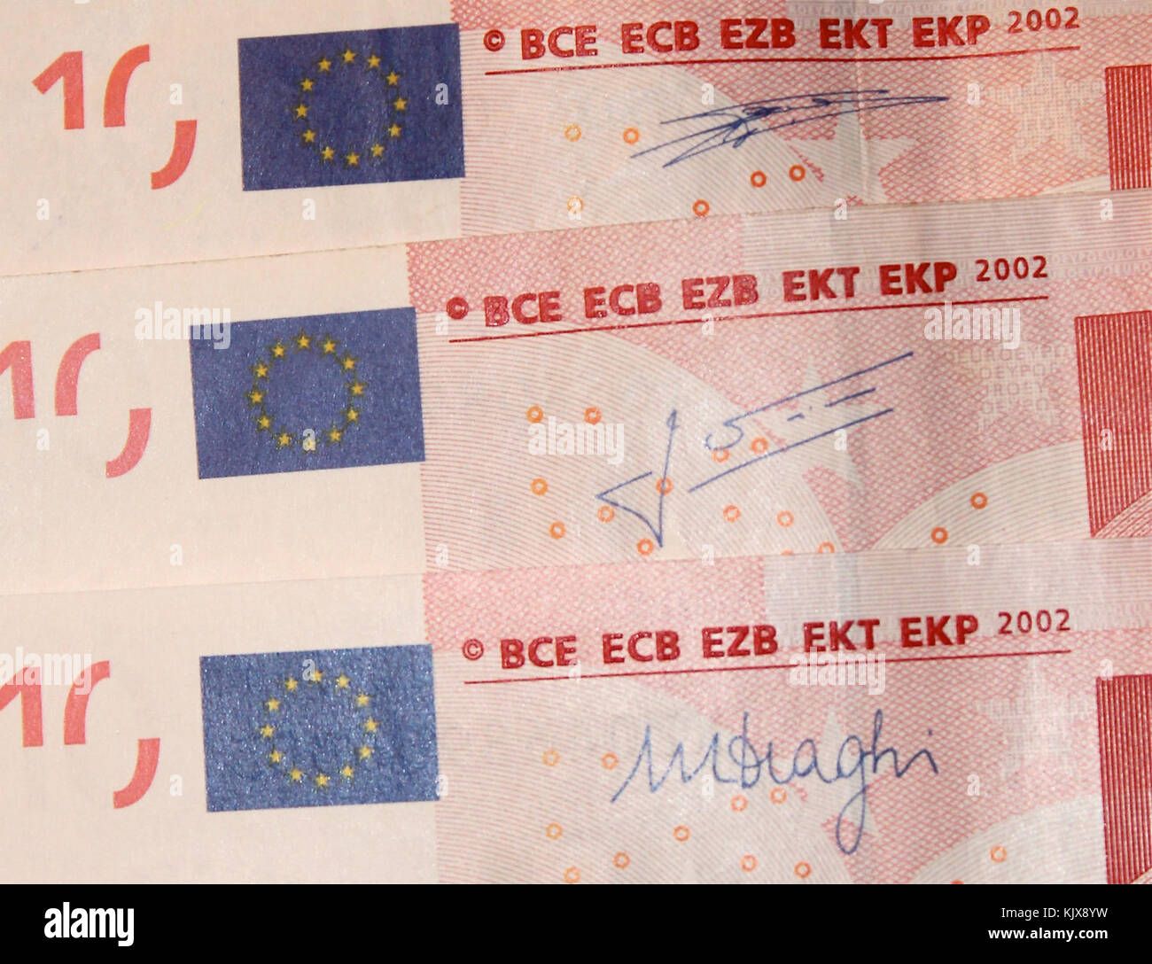 Signatures of Duisenberg, Trichet and Draghi on 10 euro banknote Stock ...