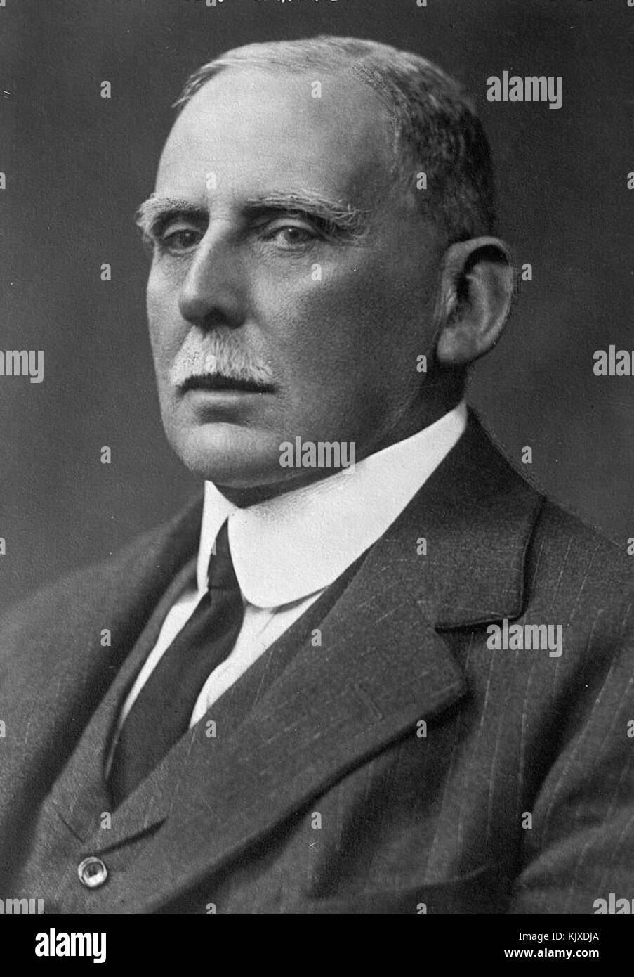 33665 Sir Maurice Fitzmaurice Stock Photo Alamy