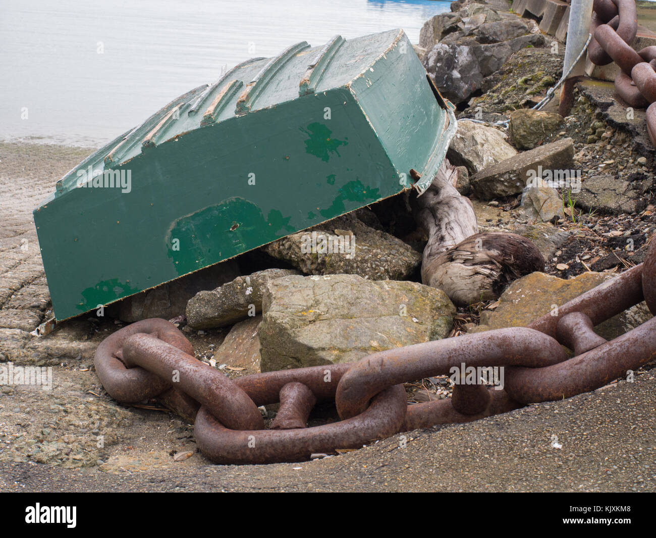 Upside down dinghy hires stock photography and images Alamy