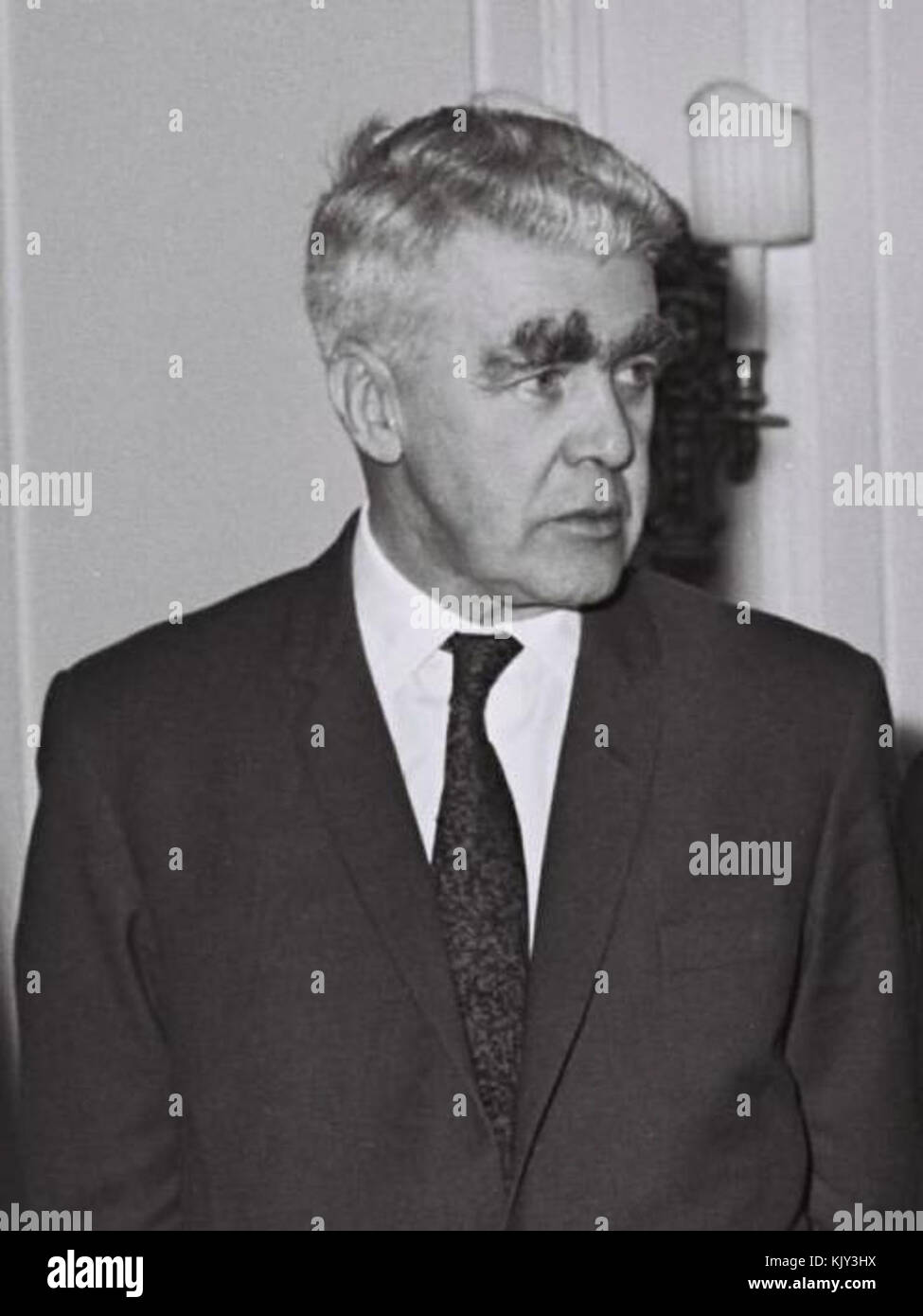 George woodcock hi-res stock photography and images - Alamy