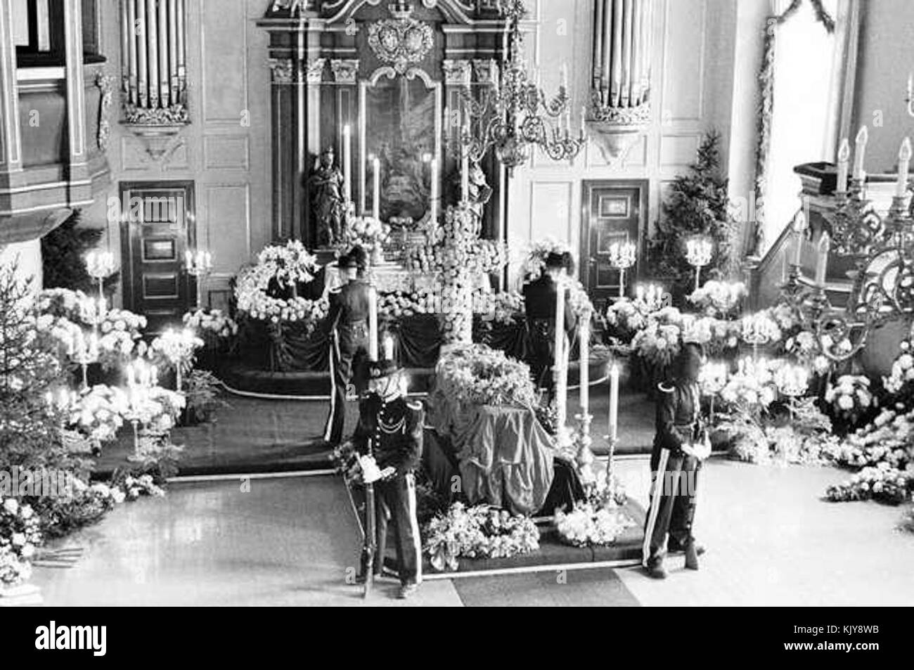 Queen Maud funeral Akershus Stock Photo Alamy