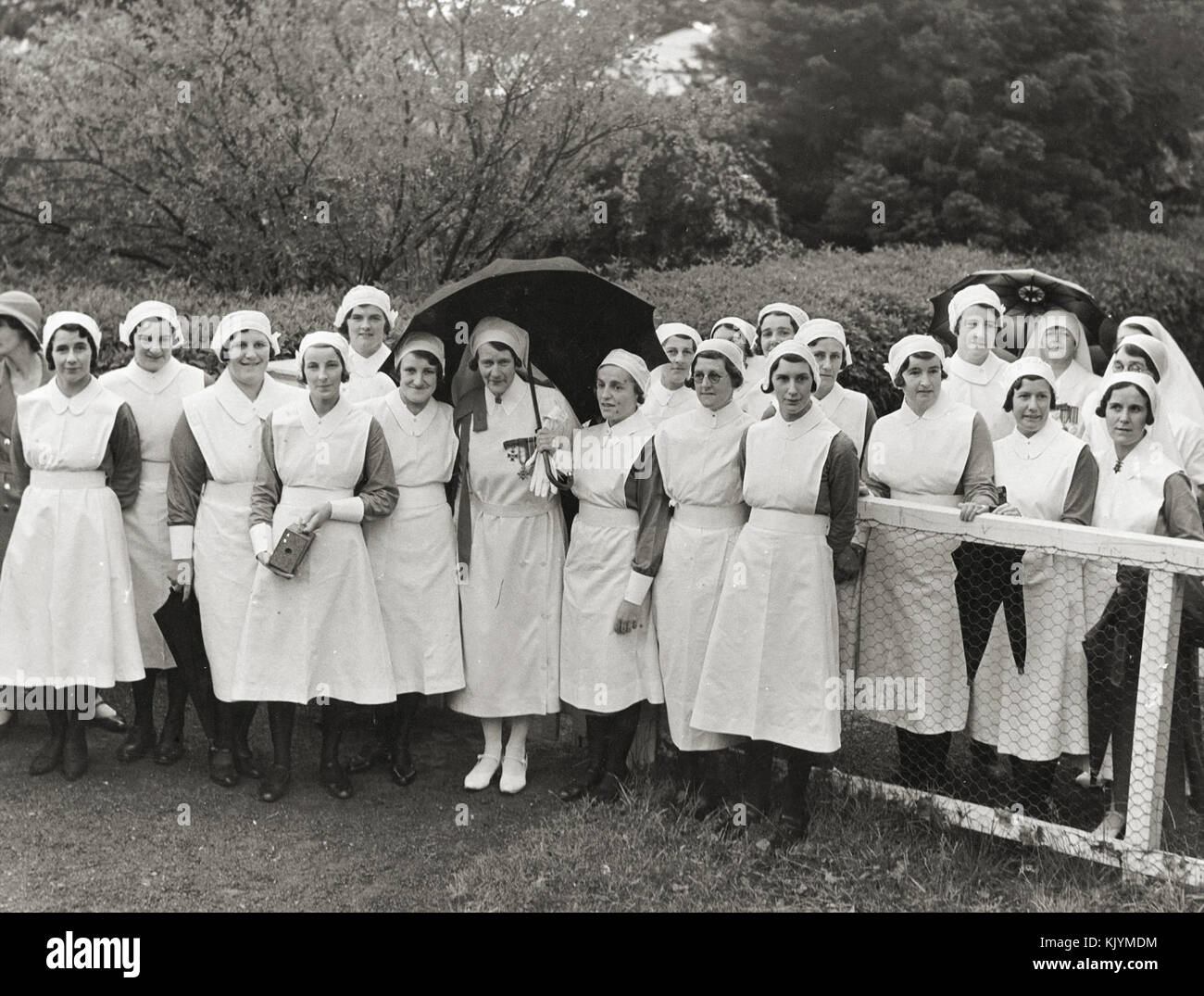 Nurses british hospital hi-res stock photography and images - Alamy