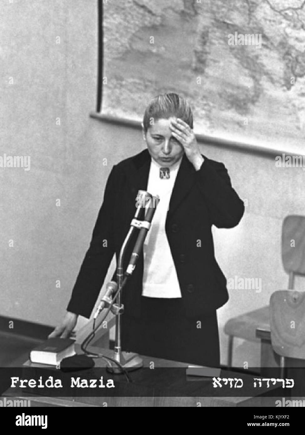 Freida (Fredka) Mazia testifying in the Eichmann Trial, 1961 Stock Photo