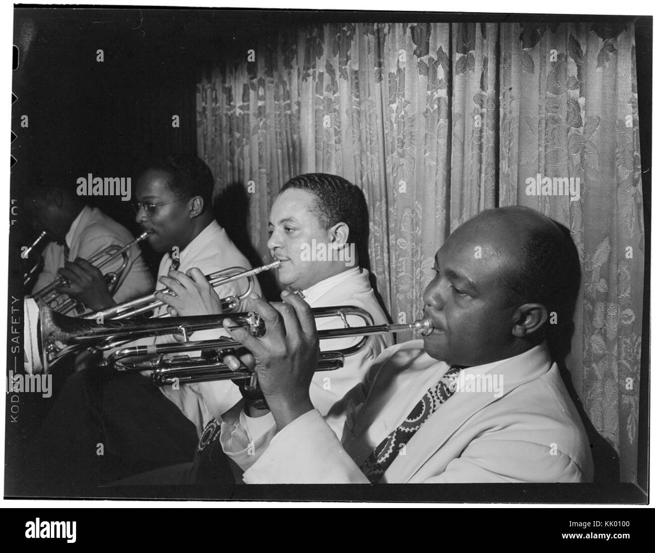 (Portrait of Franc Williams, Harold Baker, and Cat Anderson, Aquarium, New York, N.Y., ca. Nov. 1946) (LOC) (4931775797) Stock Photo
