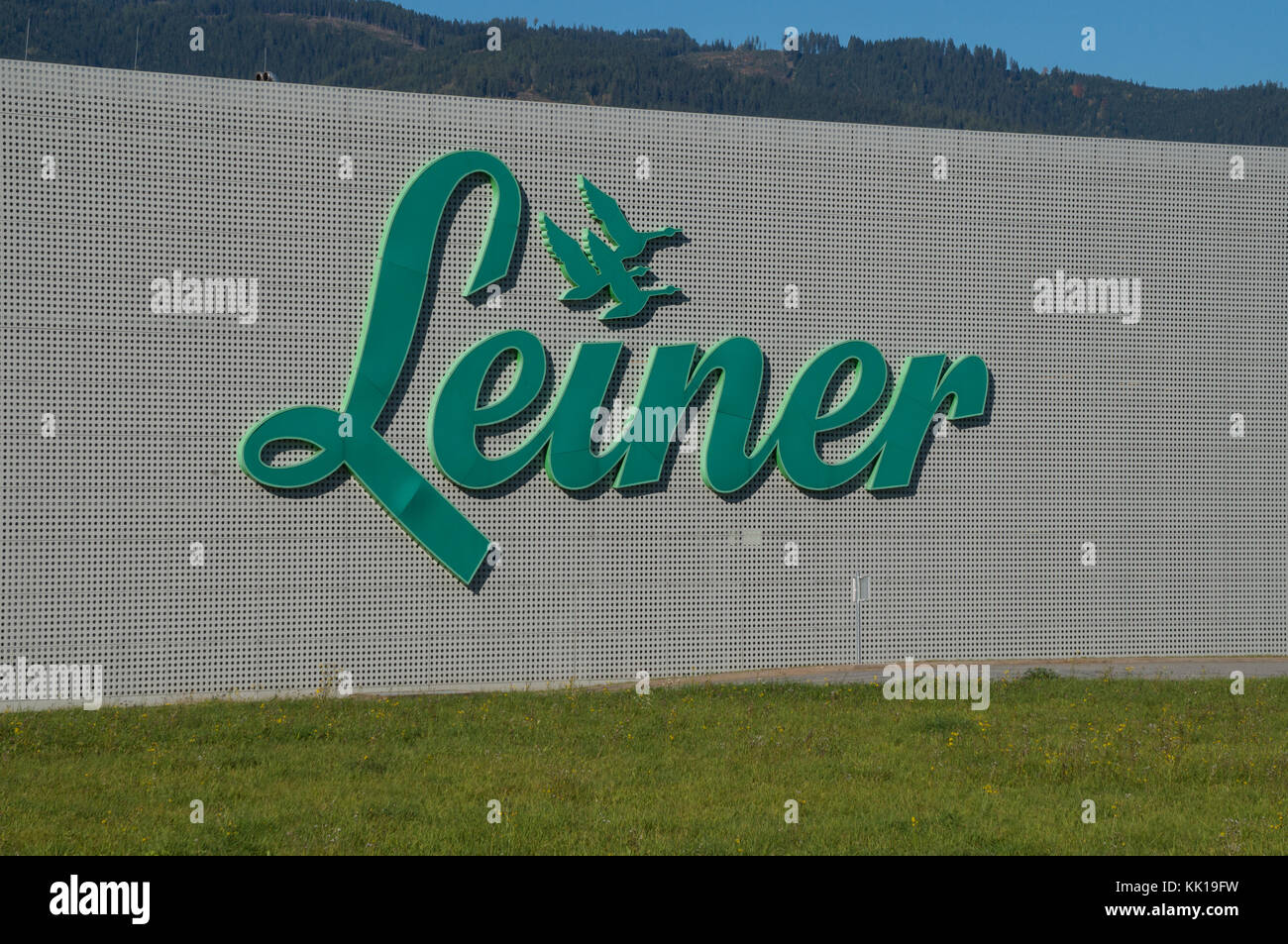 Judenburg, Austria - 05.10.2017: Leiner warehouse near the Fohnsdorf Arena Mall Stock Photo