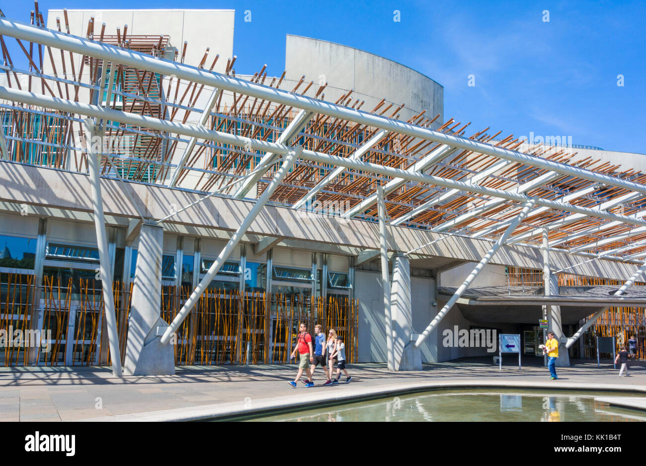 scottish parliament building Edinburgh scotland edinburgh scottish parliament building people edinburgh holyrood edinburgh Scotland uk GB  Europe Stock Photo