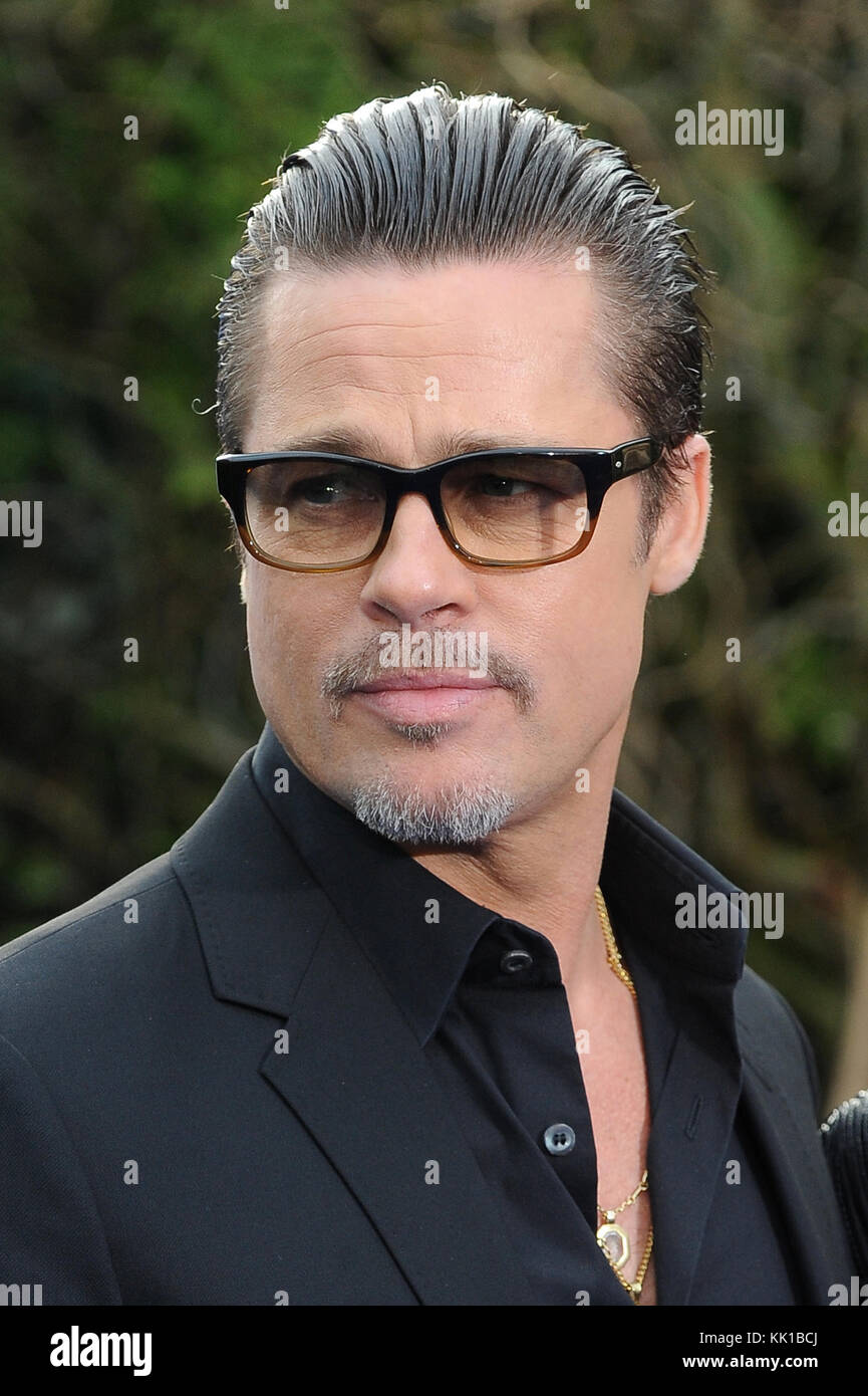 Brad pitt online con lentes