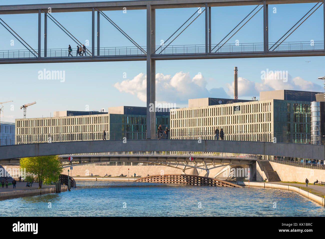 Berlin architecture, view of the Regierungsviertel government quarter in the Mitte district of Berlin with bridges spanning the Spree river, Germany Stock Photo