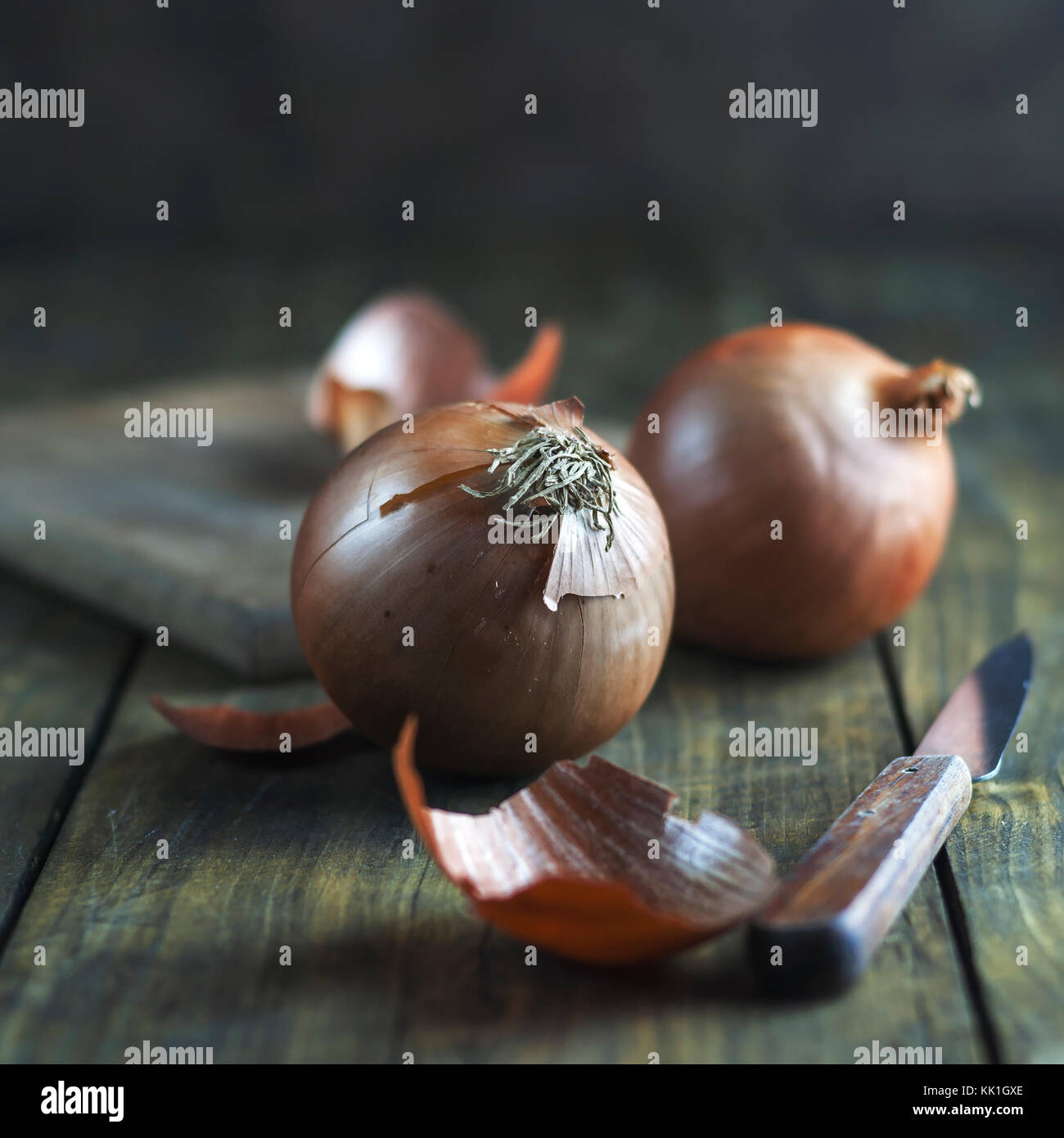 Rustic onion hi-res stock photography and images - Alamy
