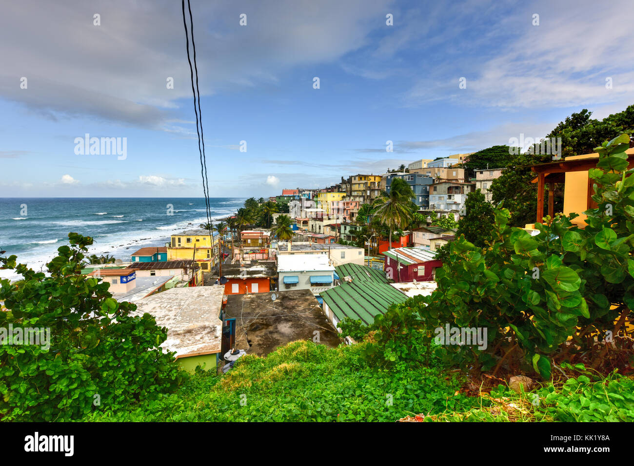 Houses along the coast of Old San Juan, Puerto Rico Stock Photo Alamy