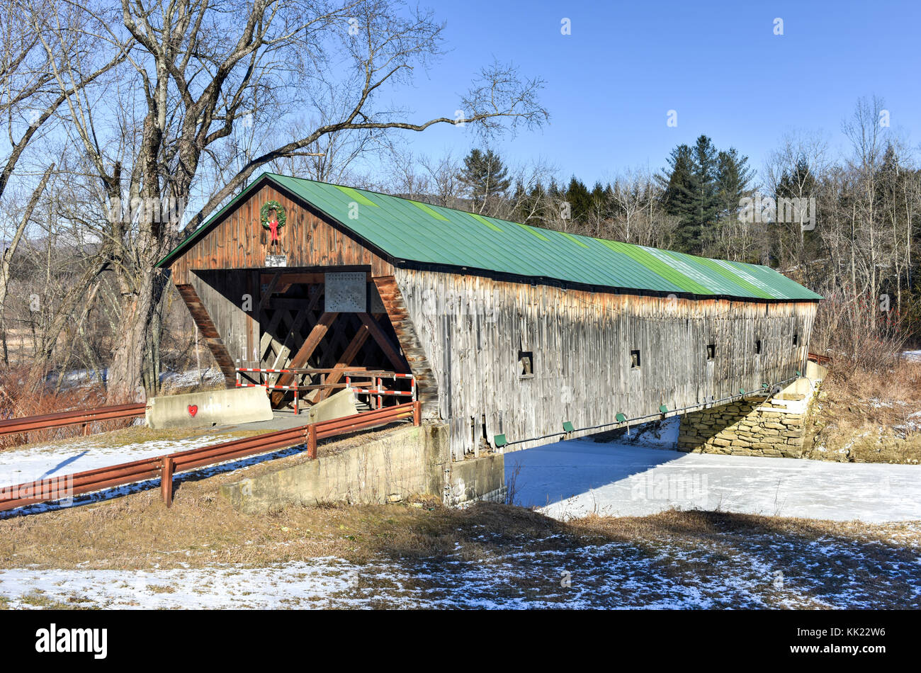 Hammond Covered Bridge in Pittsford, Vermont Stock Photo Alamy