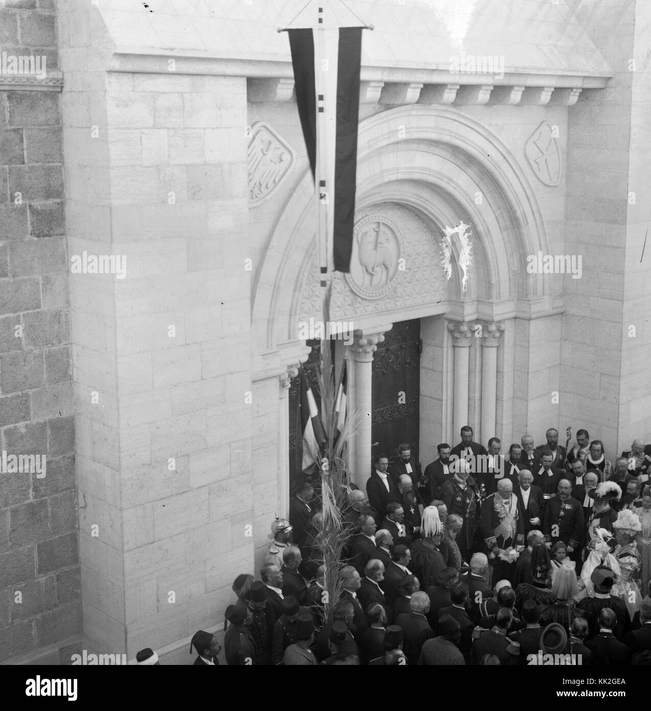 Royal party entering Church of the Redeemer for its dedication. 1898. matpc.07343.II Stock Photo