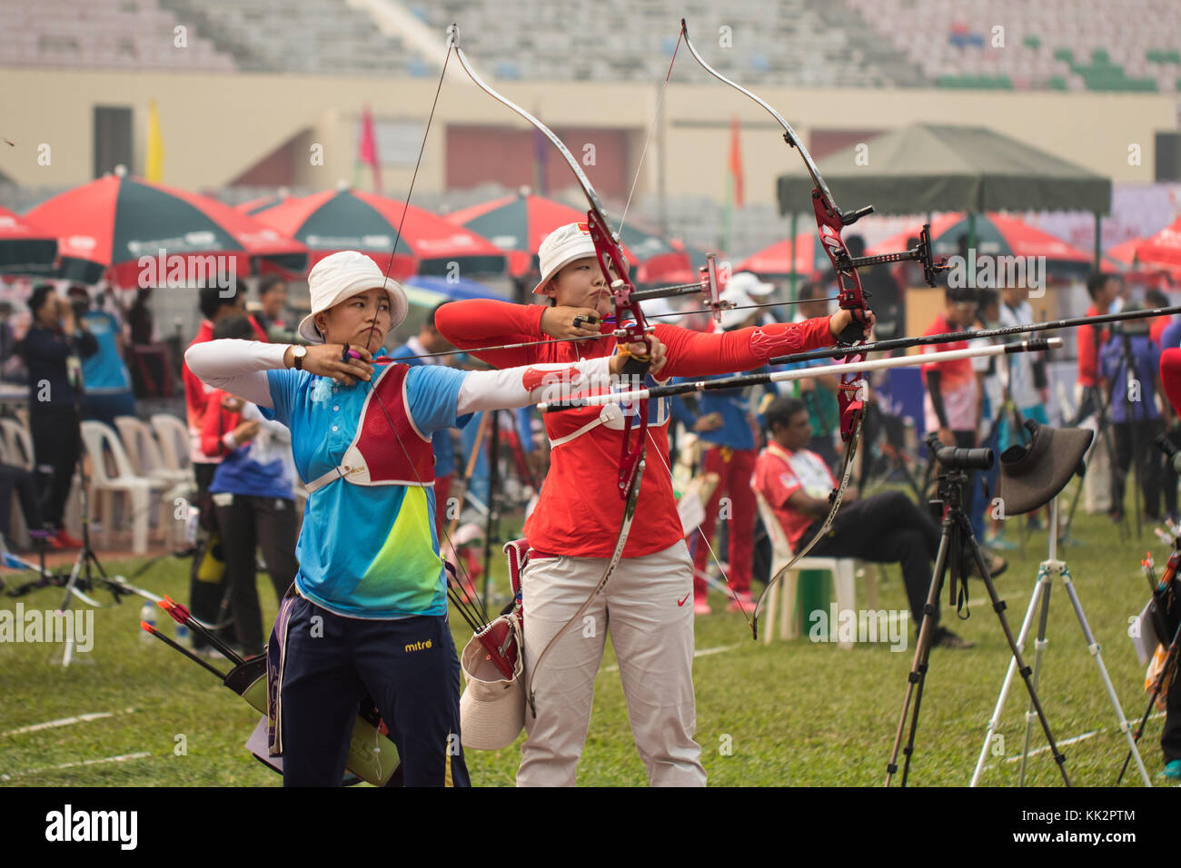 Dhaka, Bangladesh. 28th November 2017. South Korea won the first archery gold medal of the 20th Asian Archery Championship beating India by 157-153 points in the compound mixed team event final held on Tuesday at Bangabandhu National Stadium, Dhaka, Bangladesh. A total of 33 countries are competing for the 10 gold medals in the championships. The 20th Asian Archery Championship 2017, begins Dhaka, Bangladesh on Saturday (November 25) for the first time in Bangladesh under the auspices of Bangladesh Archery Federation (BAF) and World Archery Asia (WAA). Azim Khan Ronnie/Alamy Live News Stock Photo