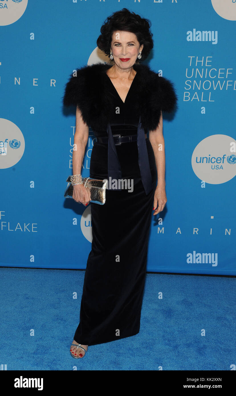 Dayle haddon hi-res stock photography and images - Alamy