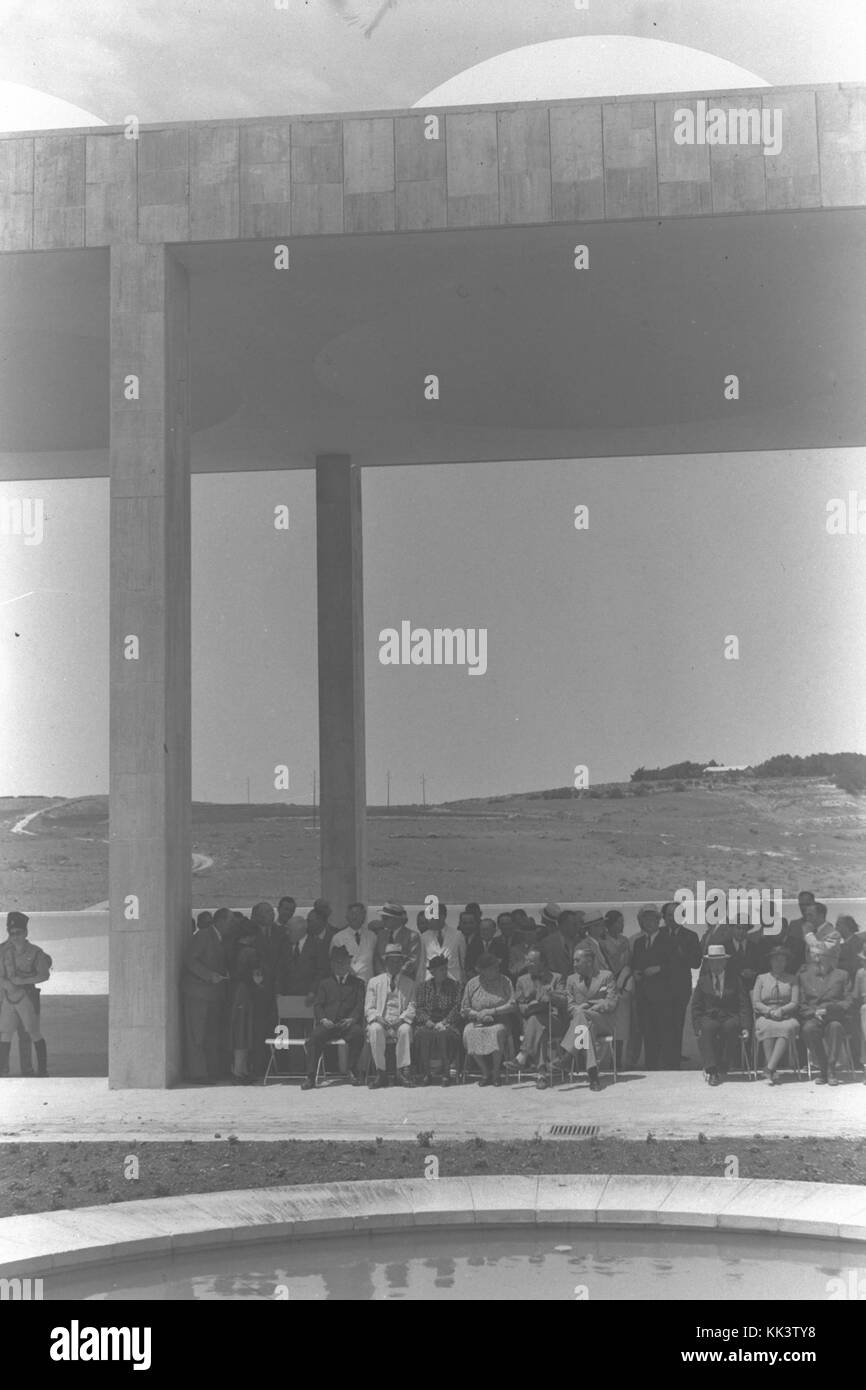 OPENING CEREMONY OF THE HADASSAH MEDICAL CENTER ON MOUNT SCOPUS IN JERUSALEM. AMONG THE GUESTS SITTING DR. MAGNES AND MRS. HENRIETTA SZOLD (2ND AND 3RD10 053 Stock Photo