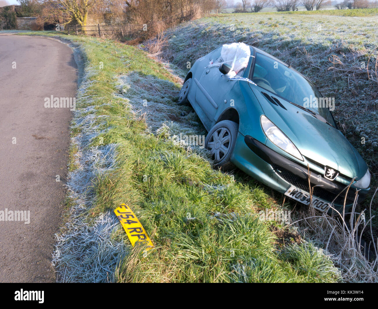Car rolled in ditch hires stock photography and images Alamy