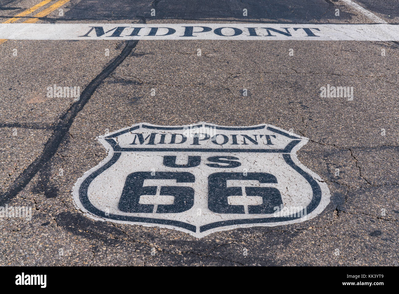 Midpoint marker between Chicago and Los Angeles along Route 66 in Texas Stock Photo
