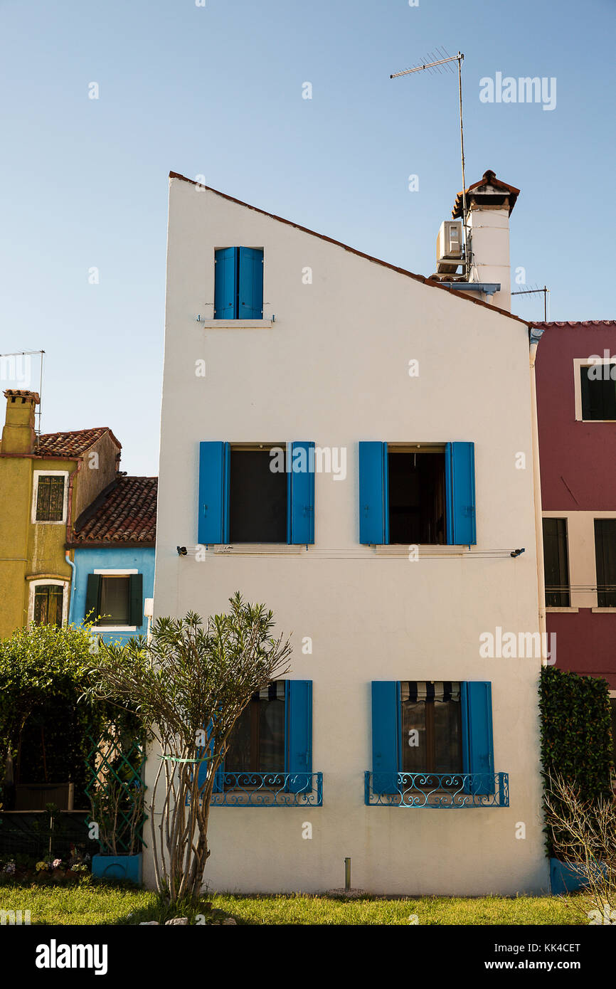 Colorful houses in Burano island near Venice, Italy Stock Photo - Alamy