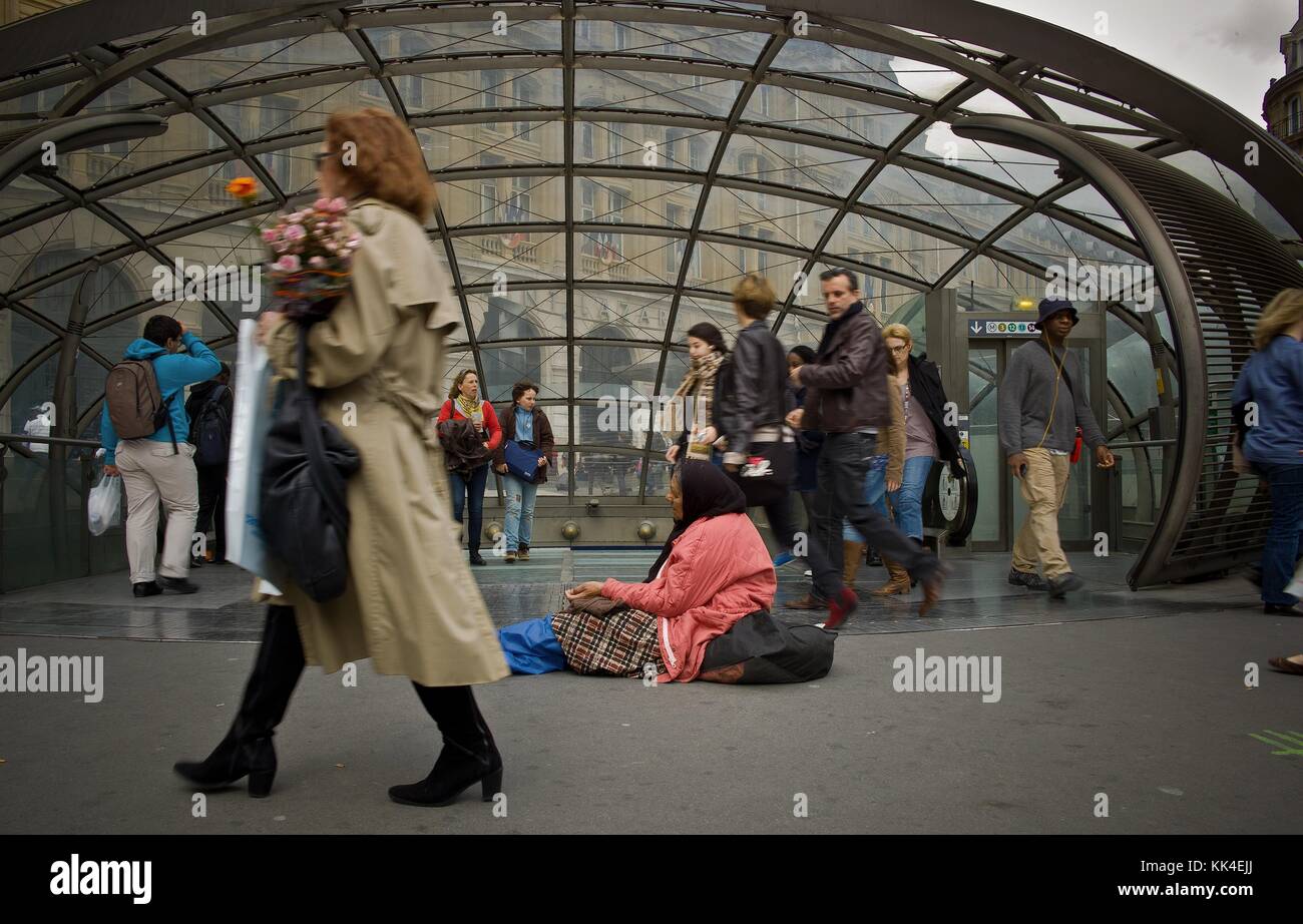 Romanians in rome hi-res stock photography and images - Alamy