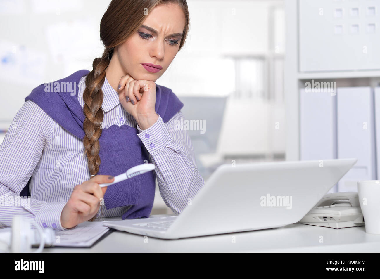 Young beautiful business woman Stock Photo - Alamy