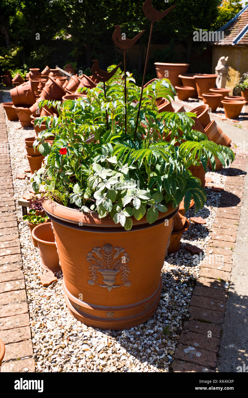 Ceramics,Pottery,Potting,Tubs,Clay,Whichford Pottery,Warwickshire,Uk