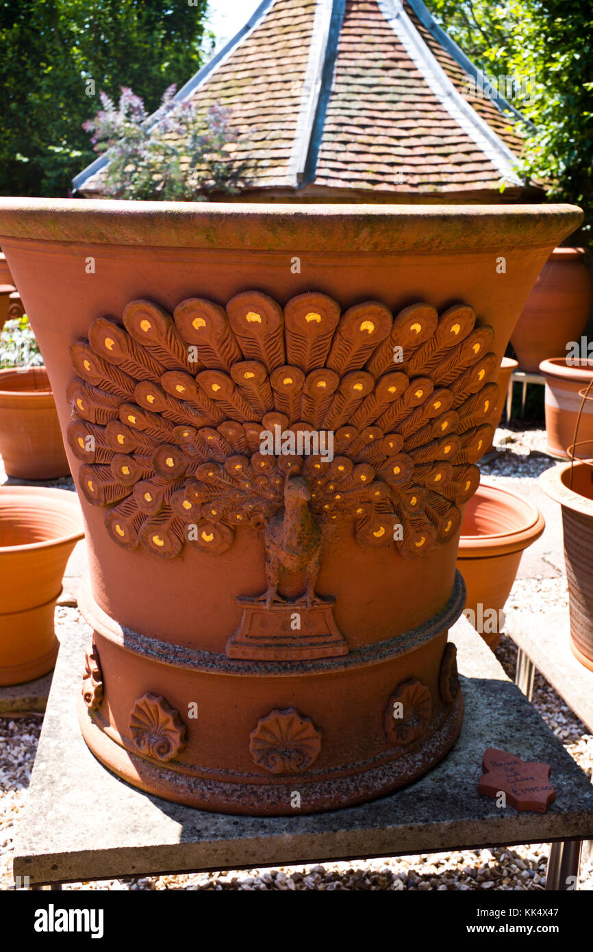 Ceramics,Pottery,Potting,Tubs,Clay,Whichford Pottery,Warwickshire,Uk