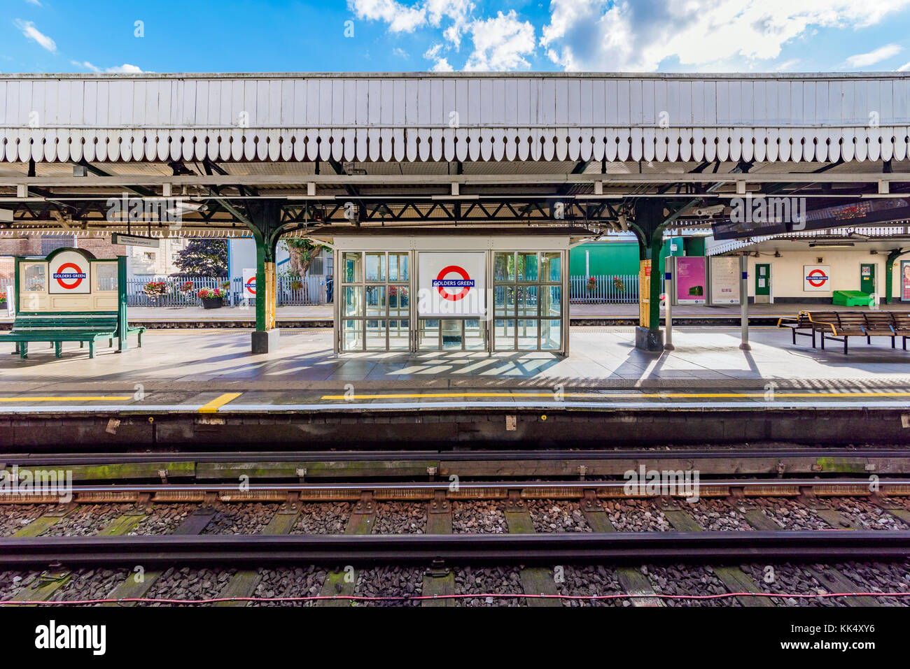 Golders green hires stock photography and images Alamy