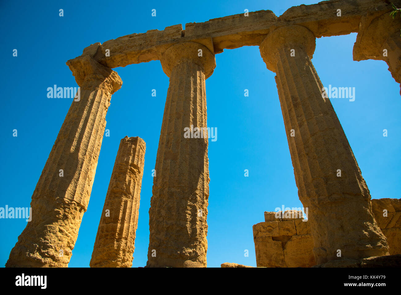 ruins of the temple of Juno at the Valley of the Temples at Agrigento, Sicily, Italy Stock Photo