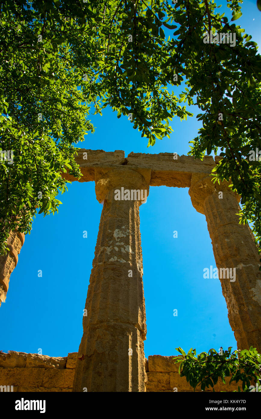 ruins of the temple of Juno at the Valley of the Temples at Agrigento, Sicily, Italy Stock Photo