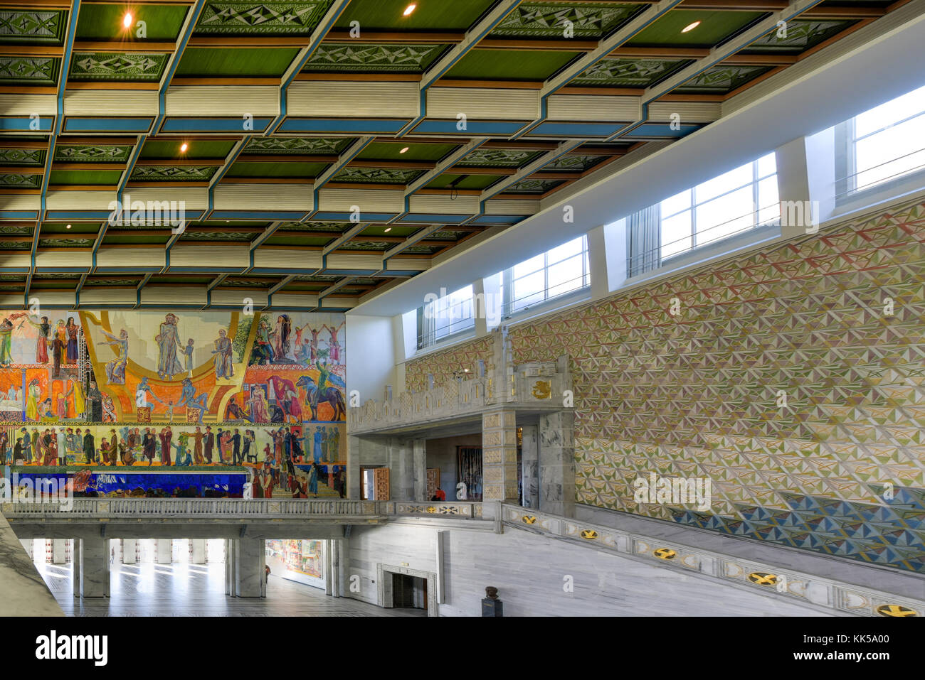 Oslo City Hall (Norwegian: Oslo radhus) houses the city council, city ...