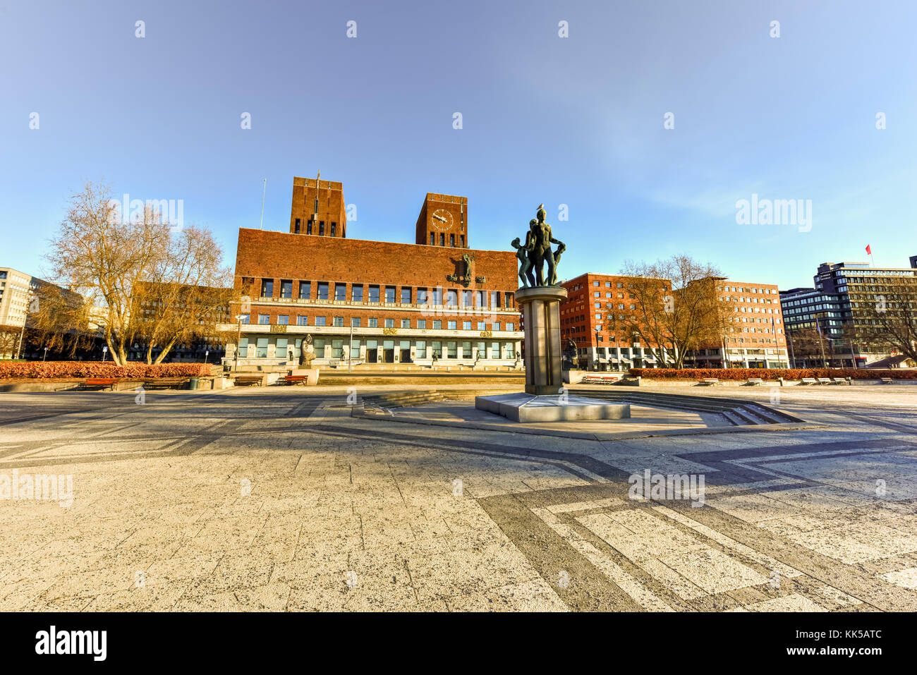 Oslo City Hall (Norwegian: Oslo radhus) houses the city council, city ...