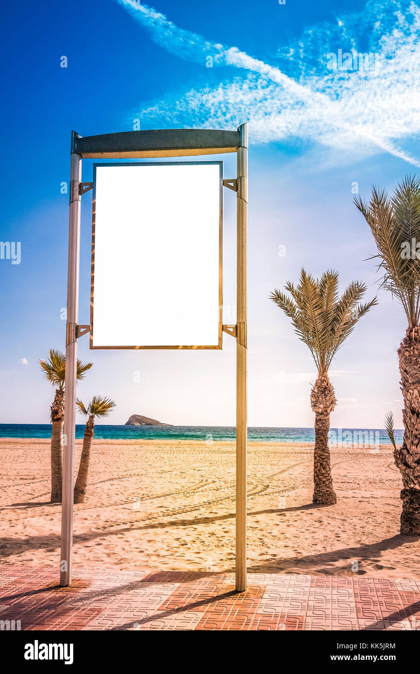 Ocean outdoor billboard hires stock photography and images Alamy