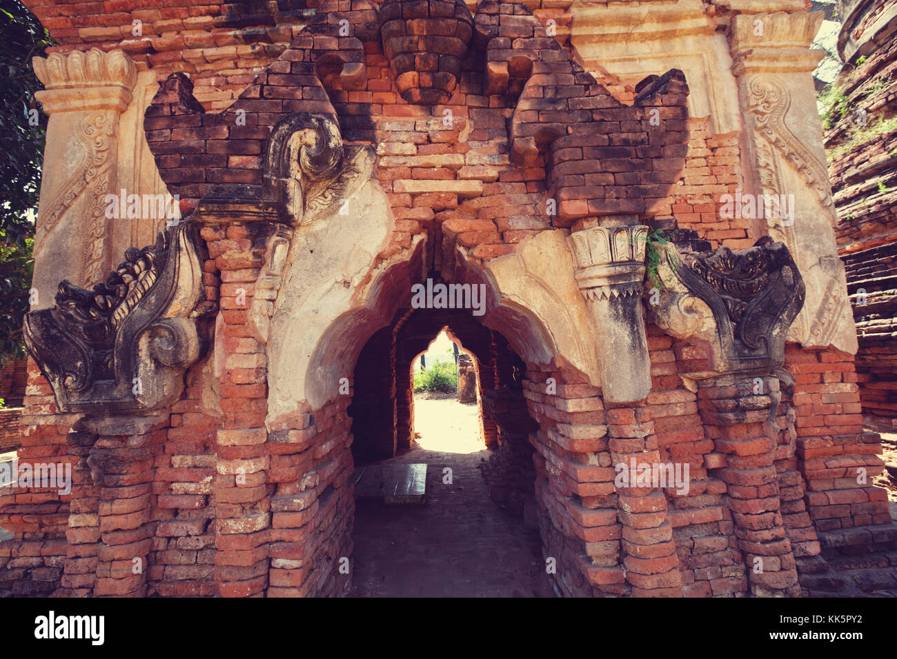 Asia birmania myanmar hi-res stock photography and images - Alamy
