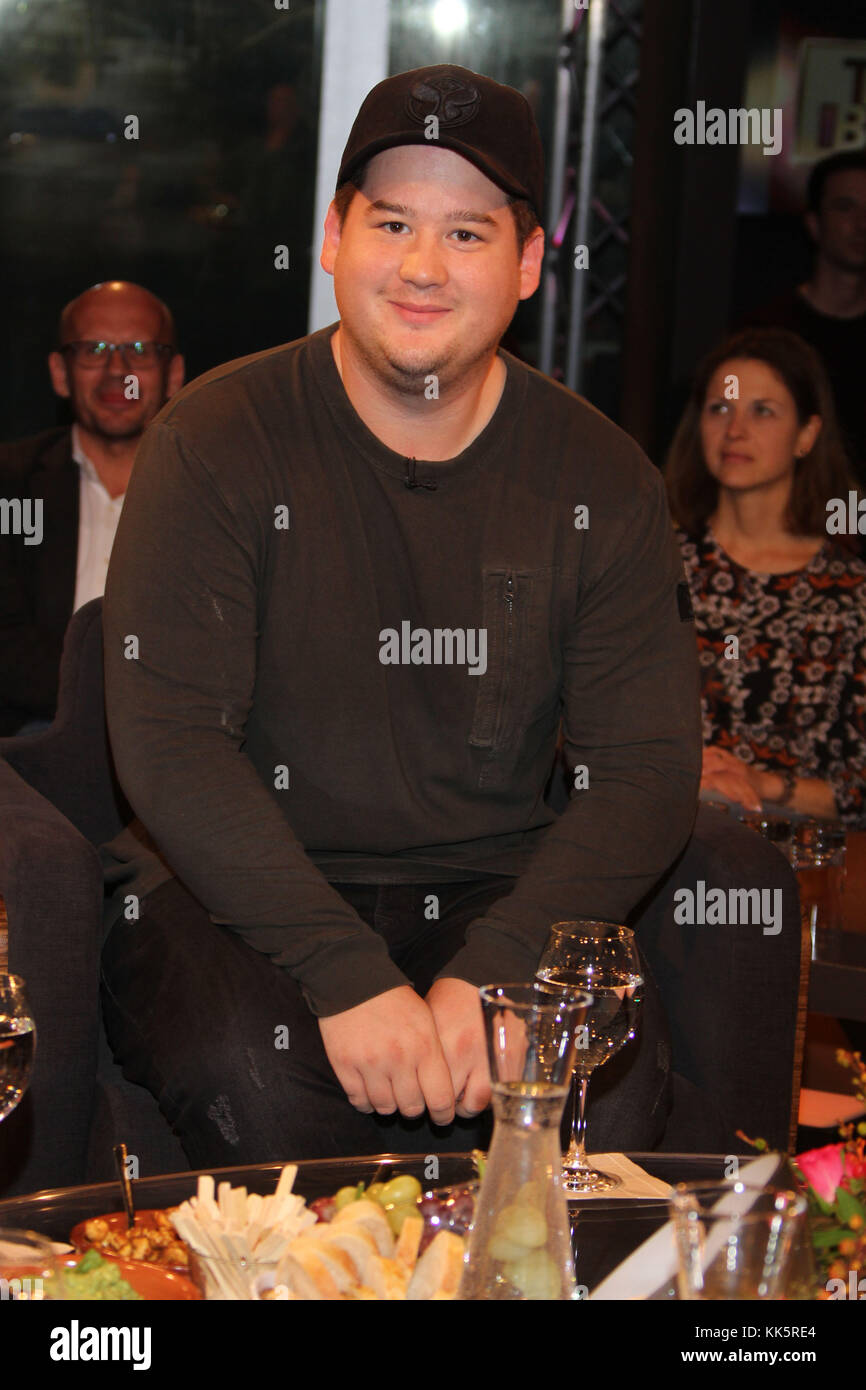 German TV Talkshow 'Tietjen & Bommes' in Hannover. Featuring Chris Tall, Comedian Where