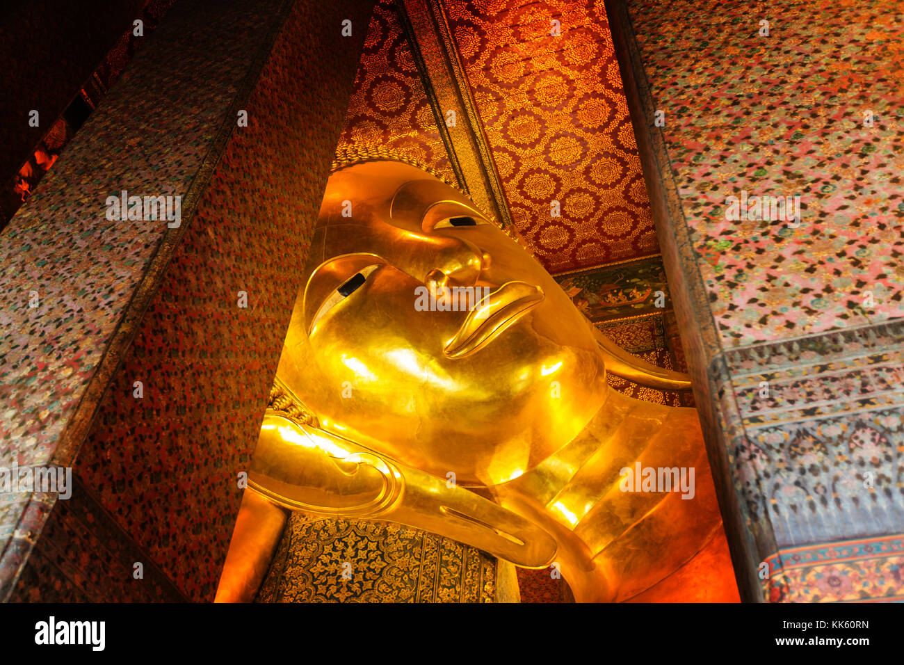 Reclining Buddha gold statue. Wat Pho, Bangkok, Thailand Stock Photo ...