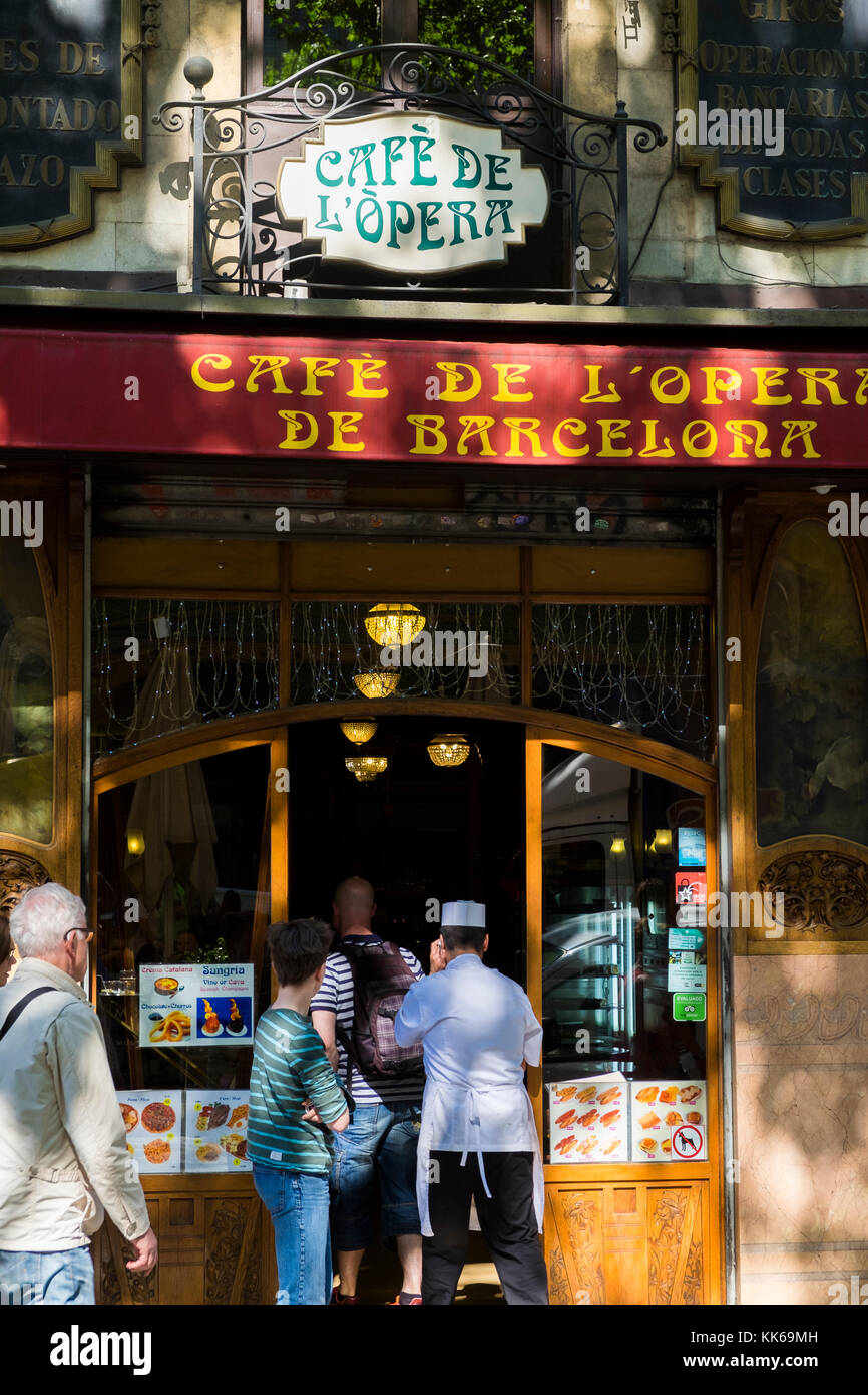 Spain barcelona cafe opera ramblas hi-res stock photography and images -  Alamy