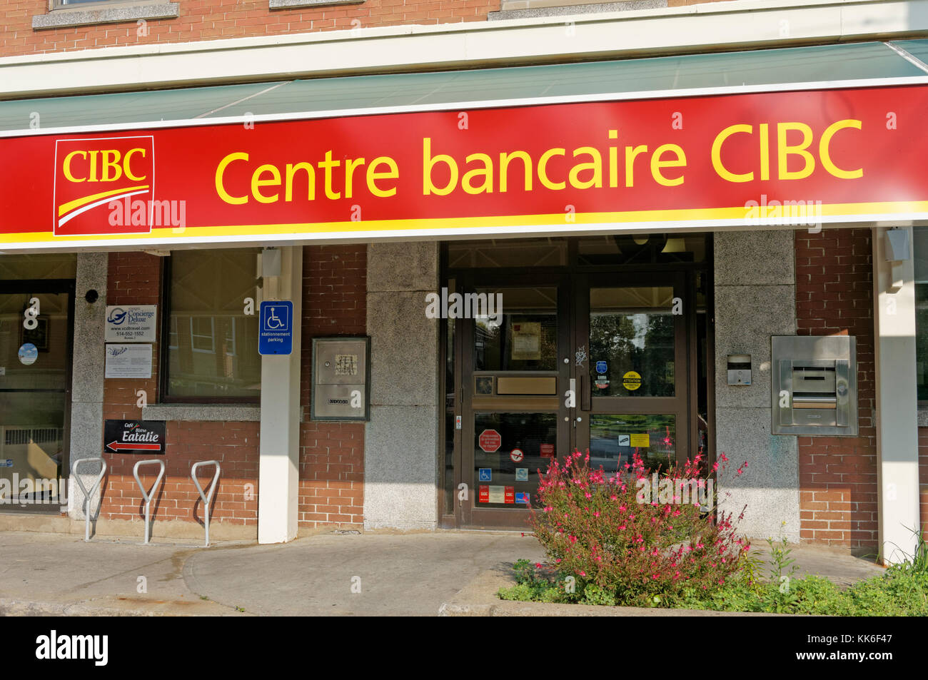 French language Canadian Imperial Bank of Commerce CIBC banking centre sign, Lachine, Montreal, Quebec, Canada Stock Photo