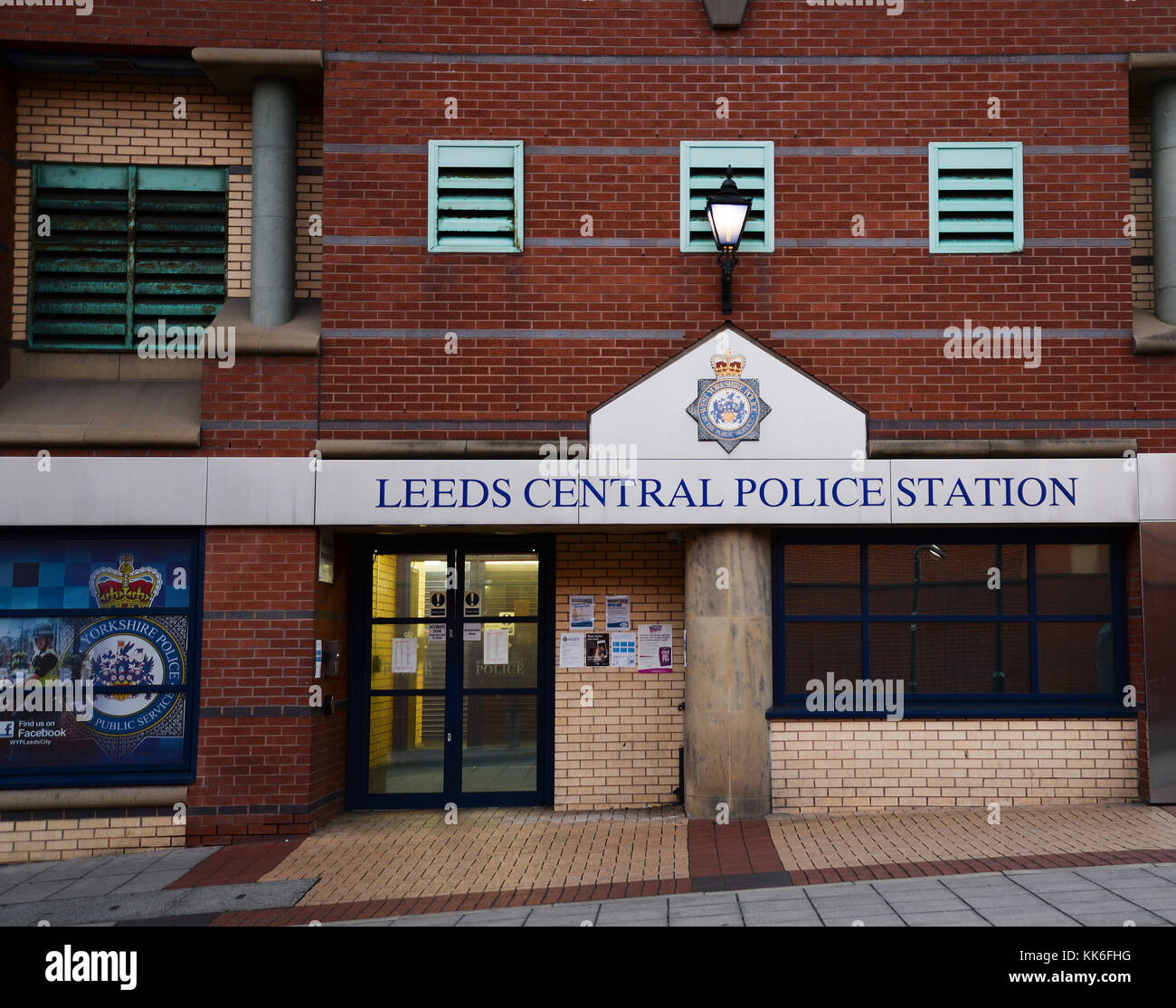 Leeds Central Police Station entrance Stock Photo - Alamy