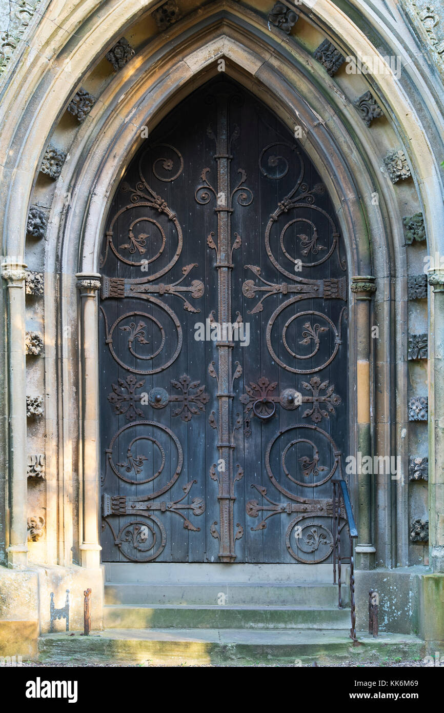 St. Peter ad Vincula parish church doors with ornate ironwork. Hampton Lucy, Warwickshire, England Stock Photo